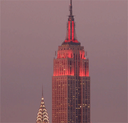 Picture of Empire State at Night fall - Red lights of the Building over Manhattan - photo